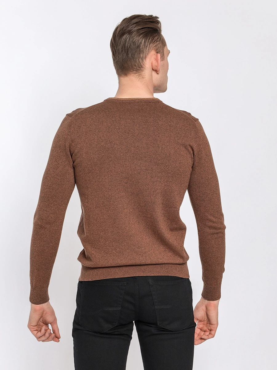 Коричневый пуловер из хлопка